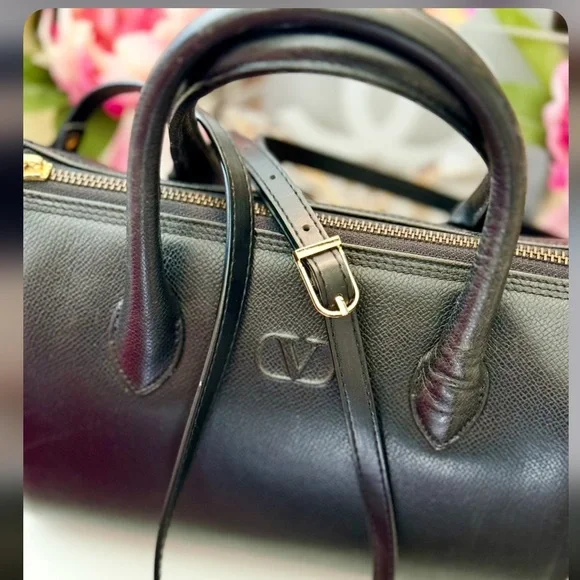 Valentino Garavani Black Leather Boston Bag - Picture 9 of 12